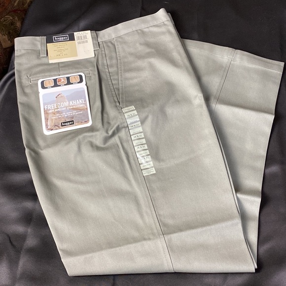 Haggar Other - Men’s Haggar Freedom Khaki BNWT Olive 38x31L